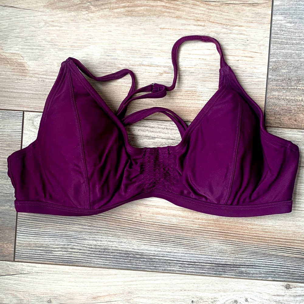 Athleta swim top